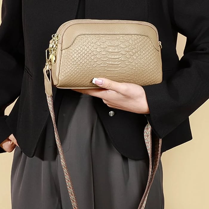 Mia™ - Alligator Pattern Crossbody Bag
