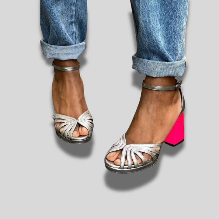 Naelle™ | Sjajne sandale s debelim potpeticama i elegantnom kopčom